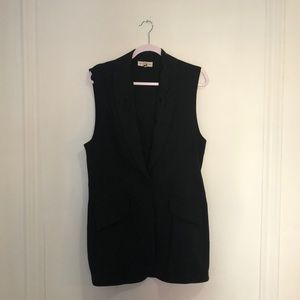 Sleeveless black blazer